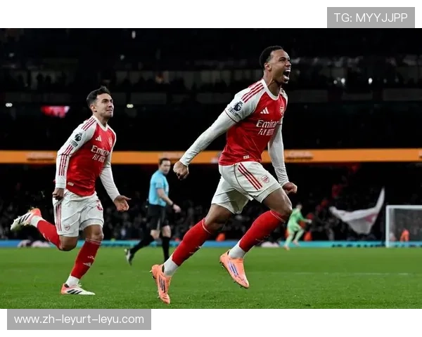 英超足球队写真：英超球队的精彩球员和赛场瞬间